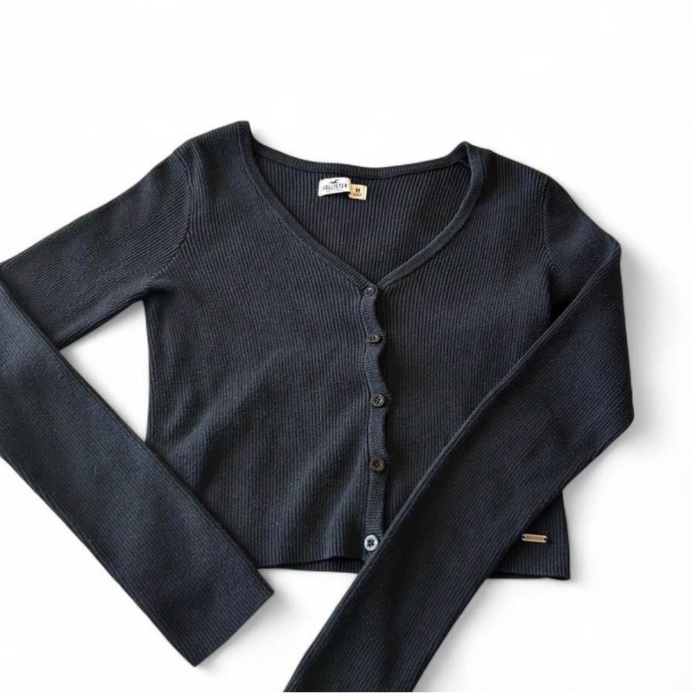 Hollister Charcoal Ribbed Knit Sweater